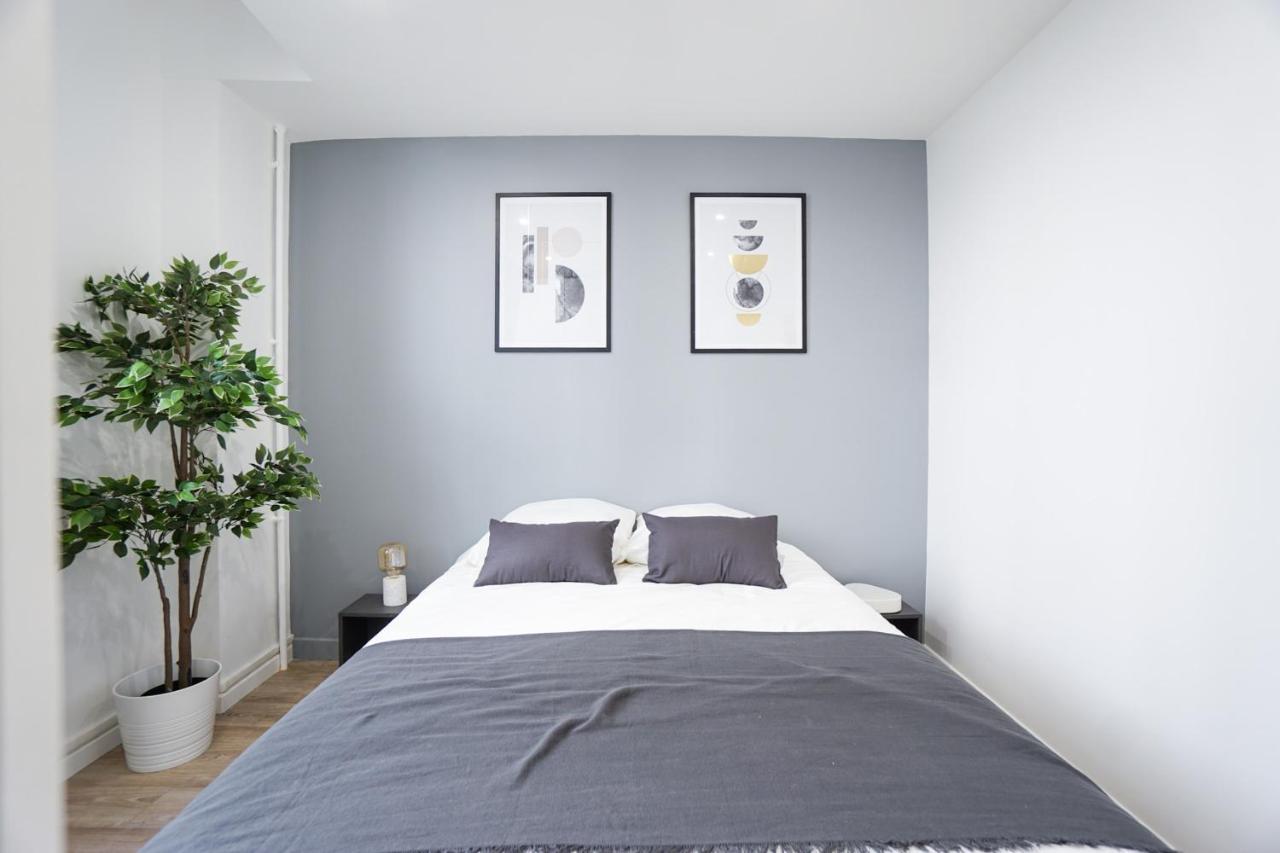 Large apt near Champ de Mars Paris Extérieur photo